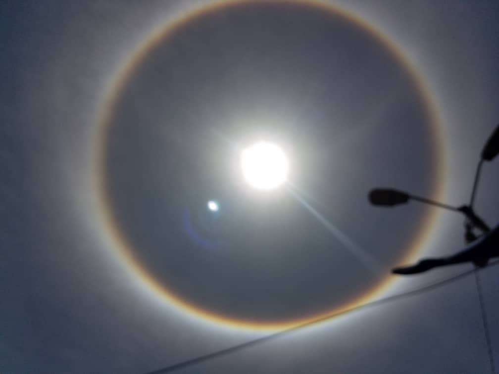 Yudit_BZ's tweet image. ...Life is not a series of gig lamps symmetrically arranged; life is a luminous #halo, a semi-transparent envelope surrounding us from the beginning of consciousness to the end... By Virginia Woolf #WonderfulView in #Cuba #Photos taken by my sister 💝Zory #NatureLovers