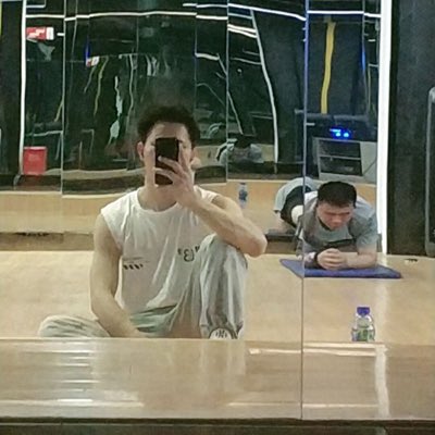 lspgreg's tweet image. #新头像