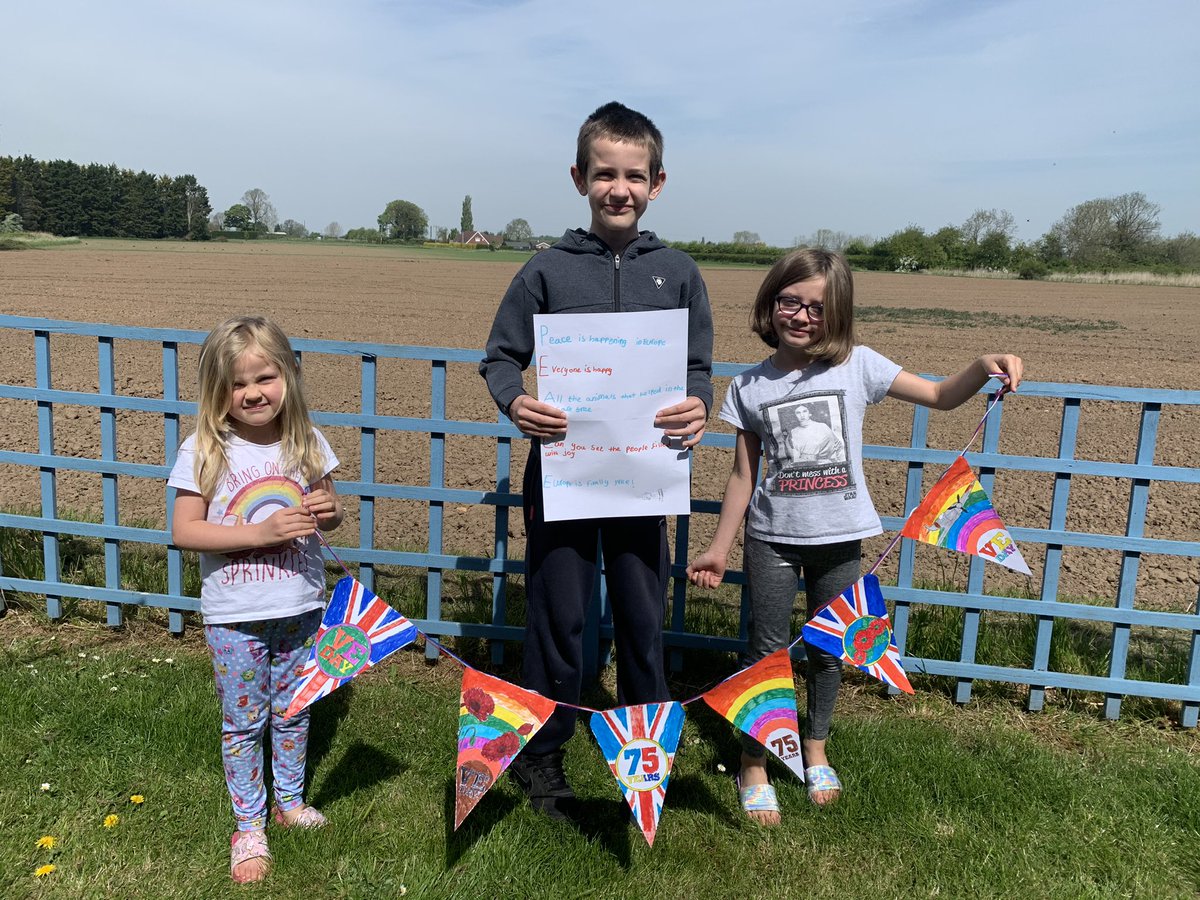 RaspberryGiggle's tweet image. Ethan has been working hard with his sisters to celebrate VE Day this week @SkegGrammar