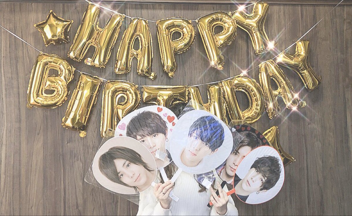 Jump_ryos's tweet photo. ケーキは汚すぎて載せれない🙂

#山田涼介誕生祭 
#山田涼介27thAnniversary 
#山田涼介は最高のアイドルだよ https://t.co/jfonPgXLUW