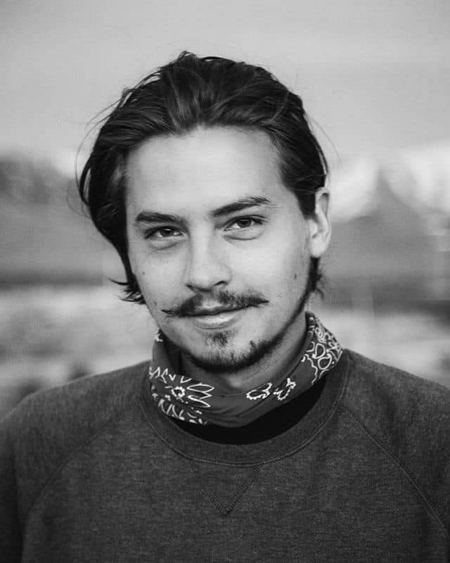 How many beautiful is Cole Sprouse ❤❤