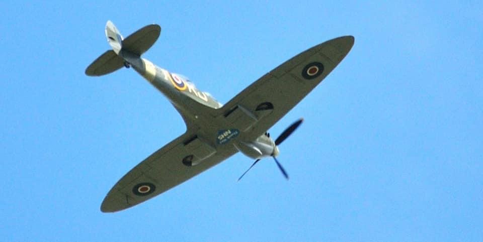 Alexis_Entbdm's tweet photo. Amazing VE fly over yesterday from a spitfire to acknowledge a local World War II veteran in our local carehome yesterday ❤️🥰 https://t.co/GVHP8Dv0ob