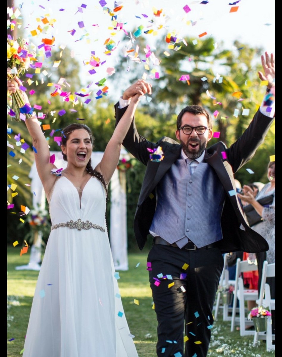 MMbodasyeventos's tweet photo. Hoy nuestra publicación va por todos esos novios maravillosos que están aplazando su boda pero se niegan a cambiarla al año que viene! Por vosotros! Por todo nuestro sector! Formas originales y diferentes de sustituir el arroz. Éste año lo merece! Animaros! #bodas2020 https://t.co/Sf1xXBVWik