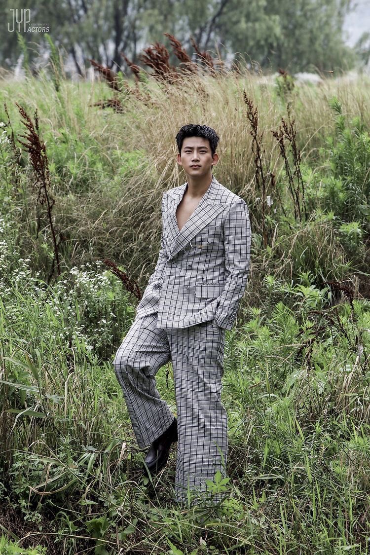 Billboard Koreative tweet media