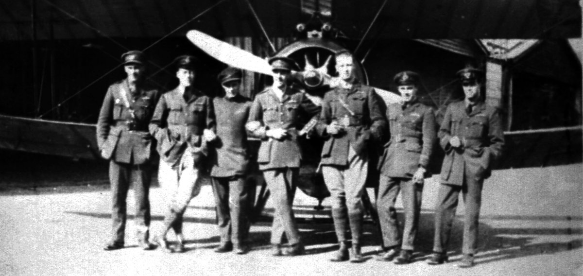 Interesting shot , taken at Stow Maries. Messrs Cooke, Hollington, Murray, Godfrey, Stokes and Shepherd in 1918. Lots of different uniforms! The new #RAF uniform was anything but. Happy looking bunch! #WW1 #Stowlife #RFC #GreatWar #History #PeoplemakePlaces  @HeritageFundEofE