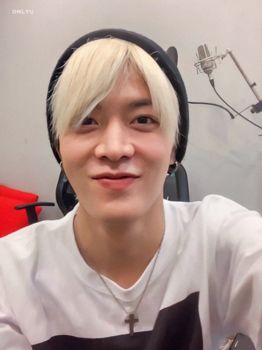 #YUTA V LIVE