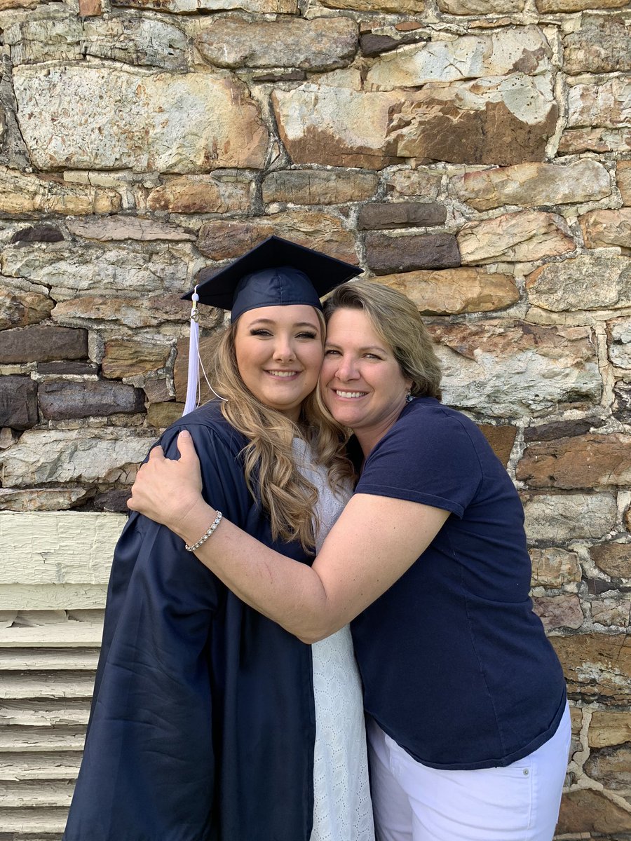 gwdkauffman's tweet photo. Congratulations Morgan! PSU’s newest alumni 👩‍🎓 with a degree in food science! Proud of all your hard work! #pennstateproud #fortheglory https://t.co/3dNl5gjd5F