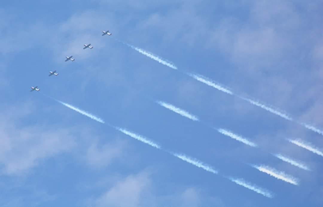 teamyakovlevs's tweet photo. A great VE75 day yesterday for the team flying for the British Government showcasing Skytyping for the 1st time. Here are a couple of cool photos.. THANK YOU...to all veterans NHS and key workers... https://t.co/9XzVzn5xDu