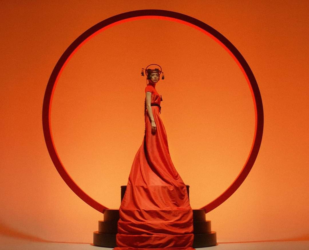 Congratulations <a href="/JaguarJonze/">JAGUAR JONZE</a> on the National and International press in the wake of your latest deserved success since RISING SUN the single and your debut EP DIAMONDS AND LIQUID GOLD.
Such an incredible honour to be engaged as your Wardrobe and Millinery Designer via <a href="/RacyLucky/">Racy&Lucky</a>