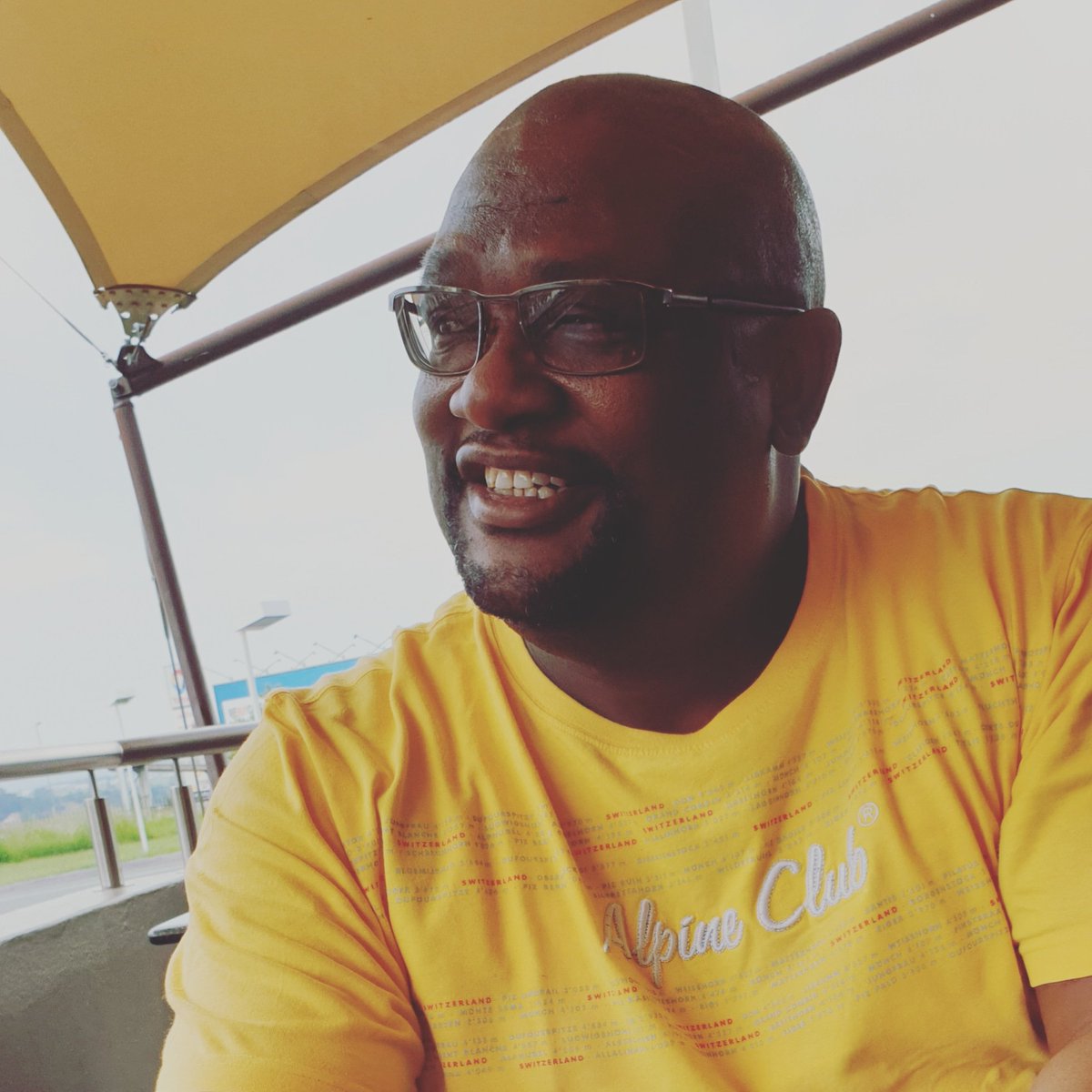 dingimagazi's tweet photo. #NewProfilePic https://t.co/TbCR4NFqca