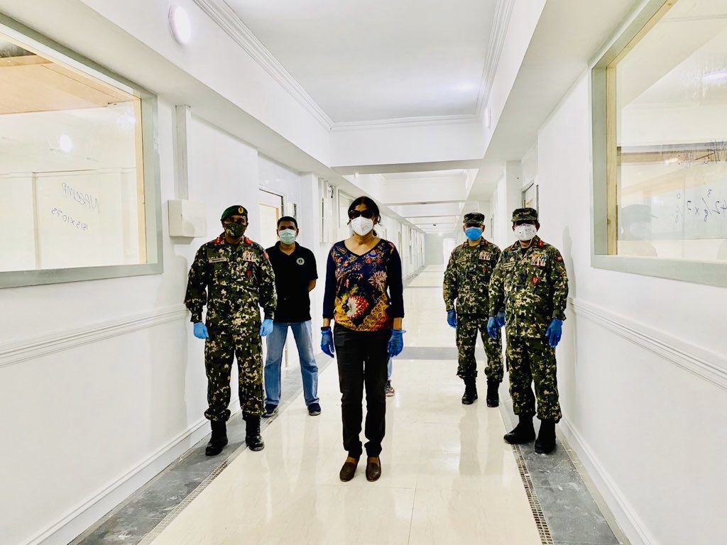 ThedhuH's tweet image. #FPID laari gadun kithah hospital elheyne. Rayyithunah neygi ove dhaane. Raajjeyga kuri emme bodu vakkamakee #FPID Ge vakkan. Gaaiy gadakah 919 mil dollar. 1982 - 1990 ah Raajjeyge mas export kohggen libunu haa faisaa.