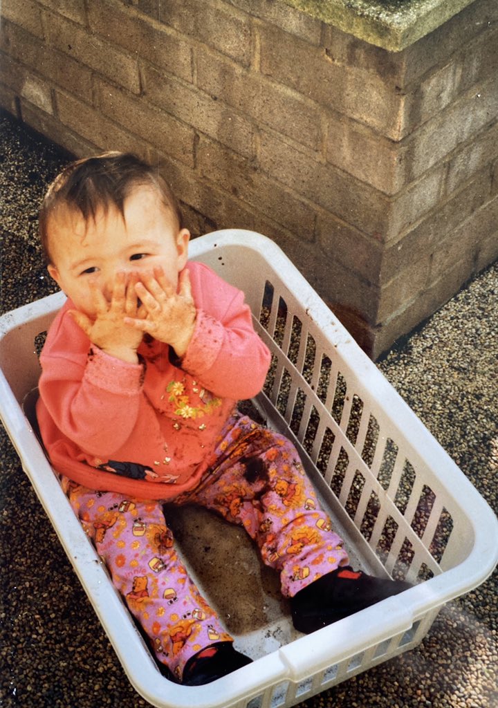 Kerry_SandyD's tweet photo. Looking back through old photos. The warning signs were there from a very early age 😂 #notaconventionalgirl #agrigirl #farmgirl #shepherd #herdsman #mud #crazy #nopinksandfrillshere https://t.co/QX0yTYF3BS