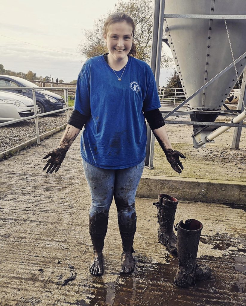 Kerry_SandyD's tweet photo. Looking back through old photos. The warning signs were there from a very early age 😂 #notaconventionalgirl #agrigirl #farmgirl #shepherd #herdsman #mud #crazy #nopinksandfrillshere https://t.co/QX0yTYF3BS