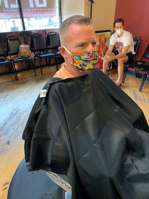 MarktheSpaman's tweet photo. That is a good idea and an innovative product; I just had my first haircut in 4-5 weeks yesterday @floyds99! #defuzzed ๐ https://t.co/zXVvJiKDJn