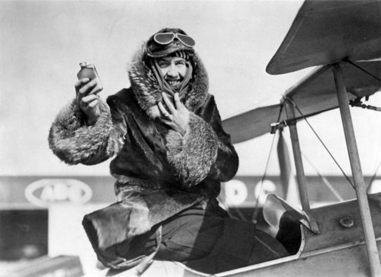 lorraineelizab6's tweet photo. #Otd 1939: Death #Knockaderry Co #Limerick's Mary, Lady Heath. Co-founded AAA (records javelin/high jump)! 1st woman to hold pilot’s licence in Britain, fly loop the loop, to parachute from plane! 1st person to fly Cape Town/London! https://t.co/5CUc8SbcHH https://t.co/vDdMHrFsxY https://t.co/nRutP4BxM9