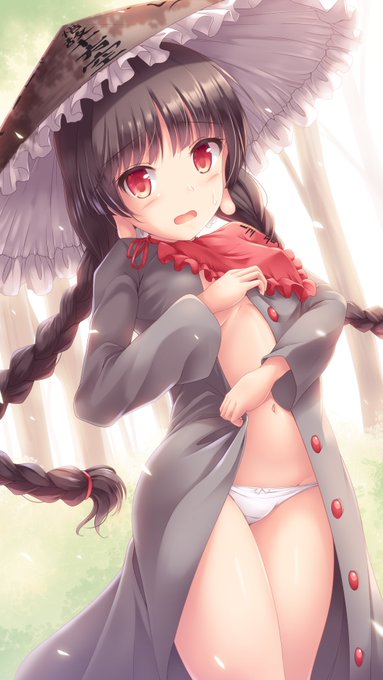 いろいろ食べて服の丈が合わなくなった成美 