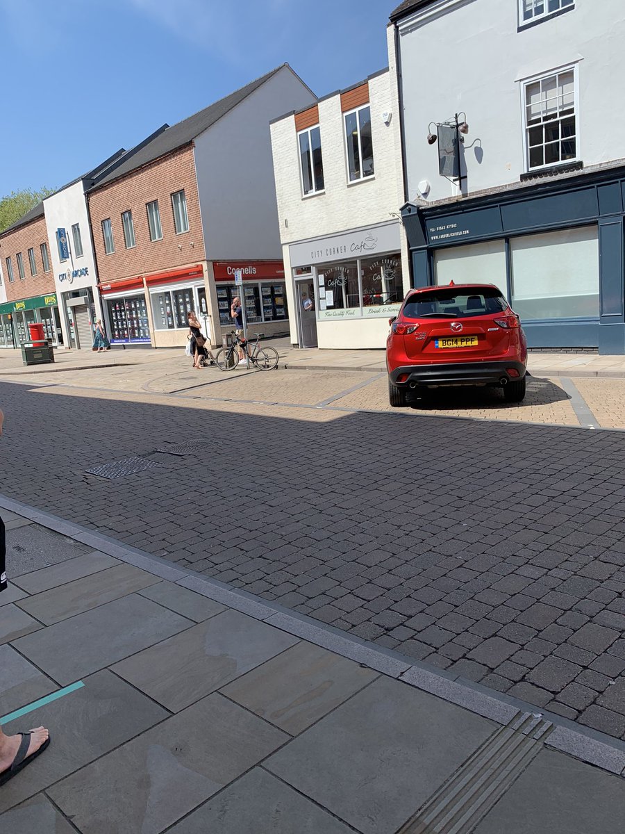 crabbybiggs's tweet image. Nice to see a small cafe open in #Lichfield @LichfieldLive with a one in one out take away service. Brilliant!! Well done City corner cafe