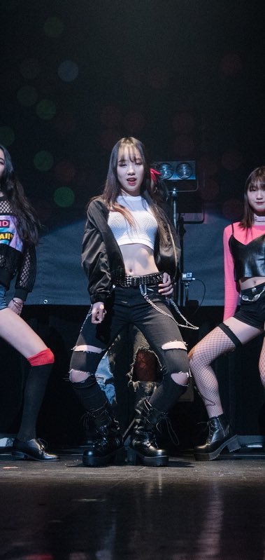 namiarchive's tweet photo. 180113 → #나미 #HOWZ  𐄁 𐄁 
    ⠀♥︎ dream on ! vol 17 c block
⠀    ╰ hotkoreanet┊🖇 https://t.co/VIo3EEuRoQ