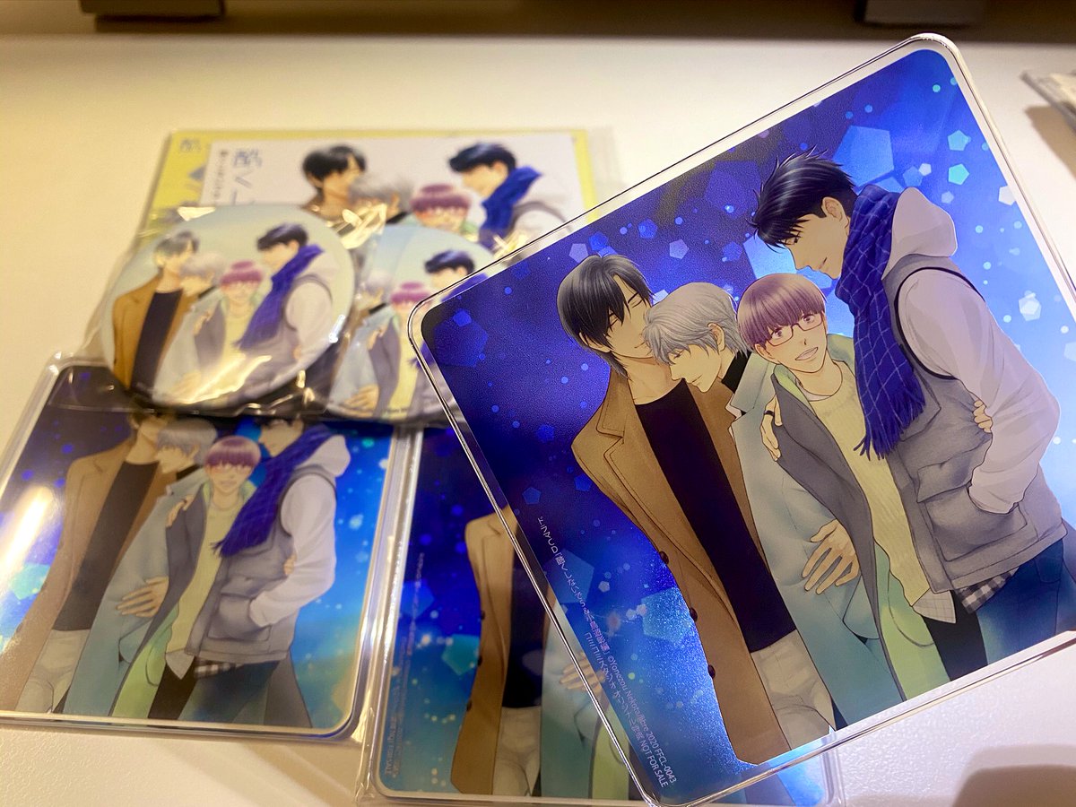 yonekozoh's tweet photo. コミコミさんのドラマCD特典のアクリルコースターが届きましたー😊フォロワーさんも言ってましたが透け感が��ても綺麗ですー✨✨ https://t.co/dyvohKxxqC