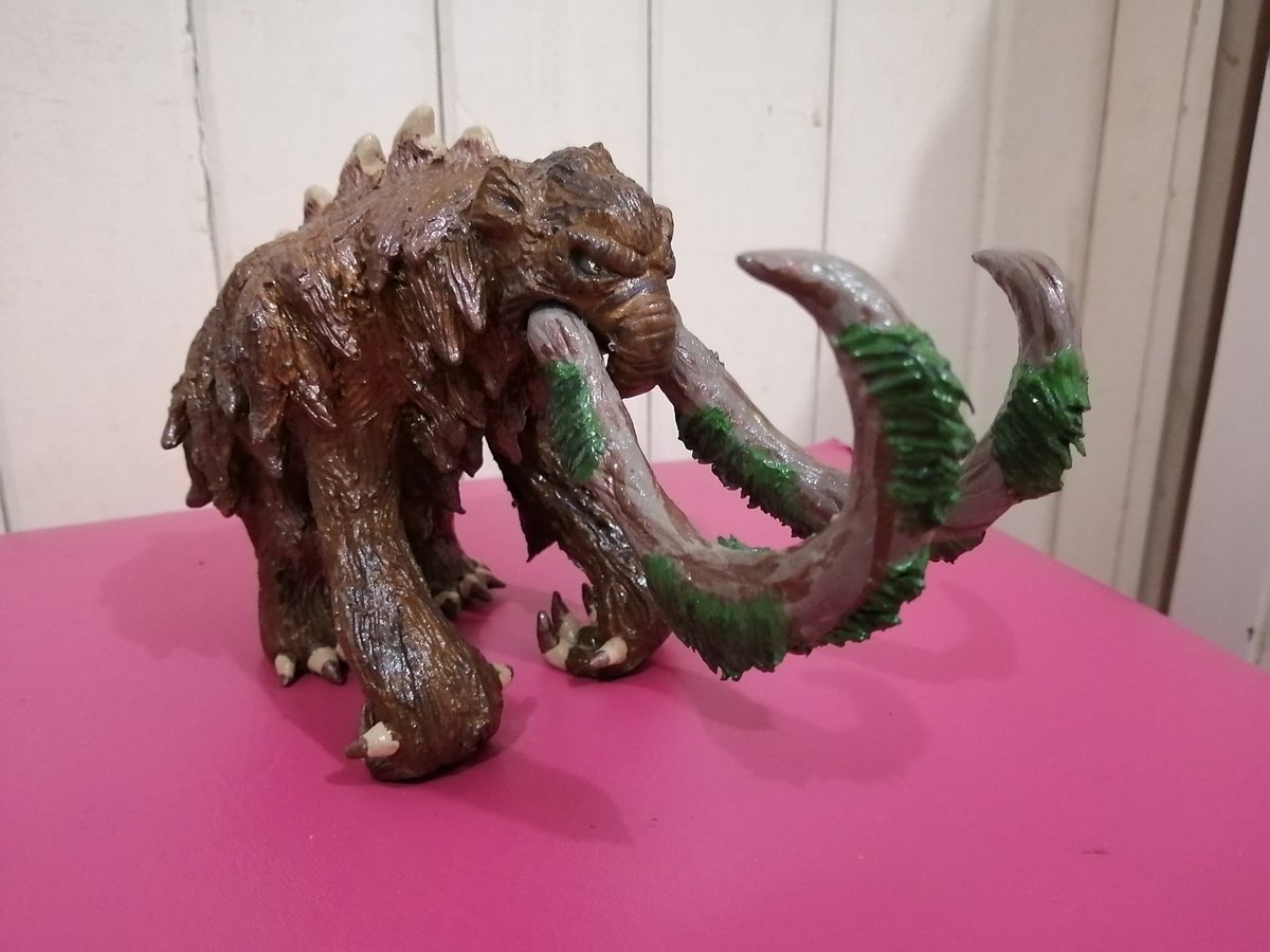 gfan83's tweet photo. Behemoth Version 2. A darker color scheme and with more bulk. This was for a costumer that wanted a sculpture for his own. @CougarMacDowal1 @ruubesz @RidicBird #Godzilla #Behemoth #Scylla #Methuselah #MuscleMothra #GodzillaKingoftheMonsters #GodzillaKOTM #GodzillavsKong https://t.co/55OuEVYJTT
