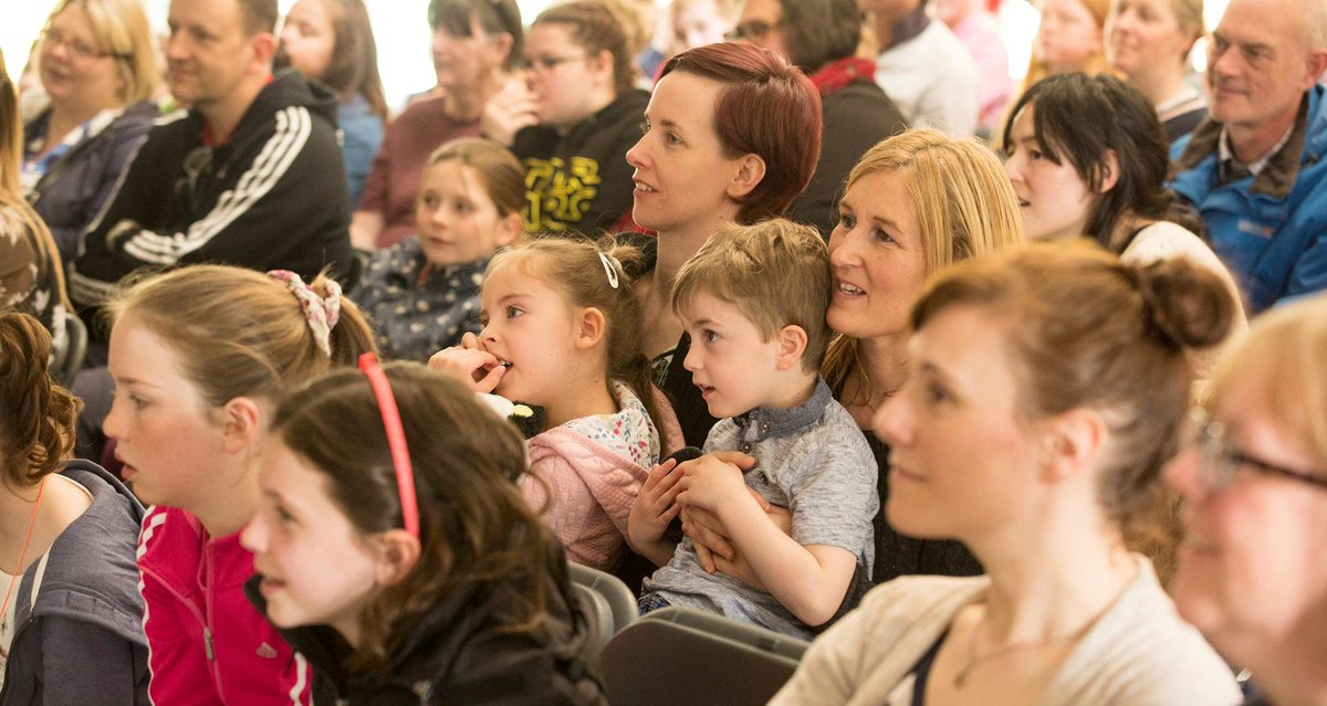 bozzyfest's tweet photo. What a lovely weekend it would have been for our 10th Boswell Book Festival! Thousands of people would have been soaking up the festival atmosphere in the sunshine.
We look forward to welcoming you back for an Autumnal #BozzyFest in October.
9-11th October @Dumfries_House https://t.co/7RuCwwMq7G