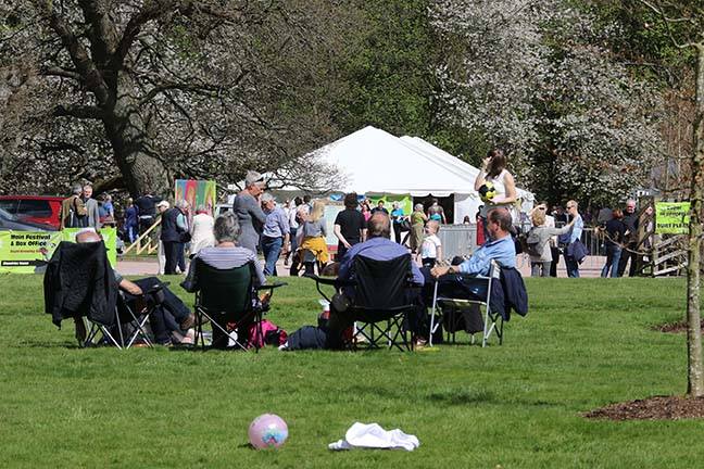 bozzyfest's tweet photo. What a lovely weekend it would have been for our 10th Boswell Book Festival! Thousands of people would have been soaking up the festival atmosphere in the sunshine.
We look forward to welcoming you back for an Autumnal #BozzyFest in October.
9-11th October @Dumfries_House https://t.co/7RuCwwMq7G