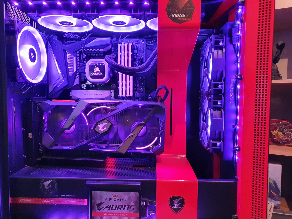 Al_Cap4You's tweet photo. Rate my PC
Case: NZXT H700i
CPU: I9900K
GPU: AORUS RTX 2080 TI
MB: AORUS Z390 MASTER
CORSAIR H100I PRO
250GB SAMSUNG 860 EVO
500GB AORUS RGB M.2 NVMe
4TB WD BLACK
2TB WD BLACK
CORSAIR HX750 80+ PLATINUM
@bitwitkyle https://t.co/NmOYrkF1KK
