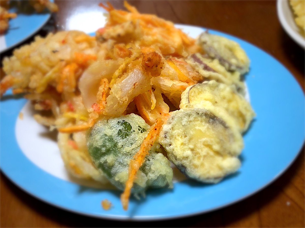 CharaDasu's tweet photo. 孤軍奮闘
#お家でご飯
#作りすぎ https://t.co/MkpQ1kgN6y