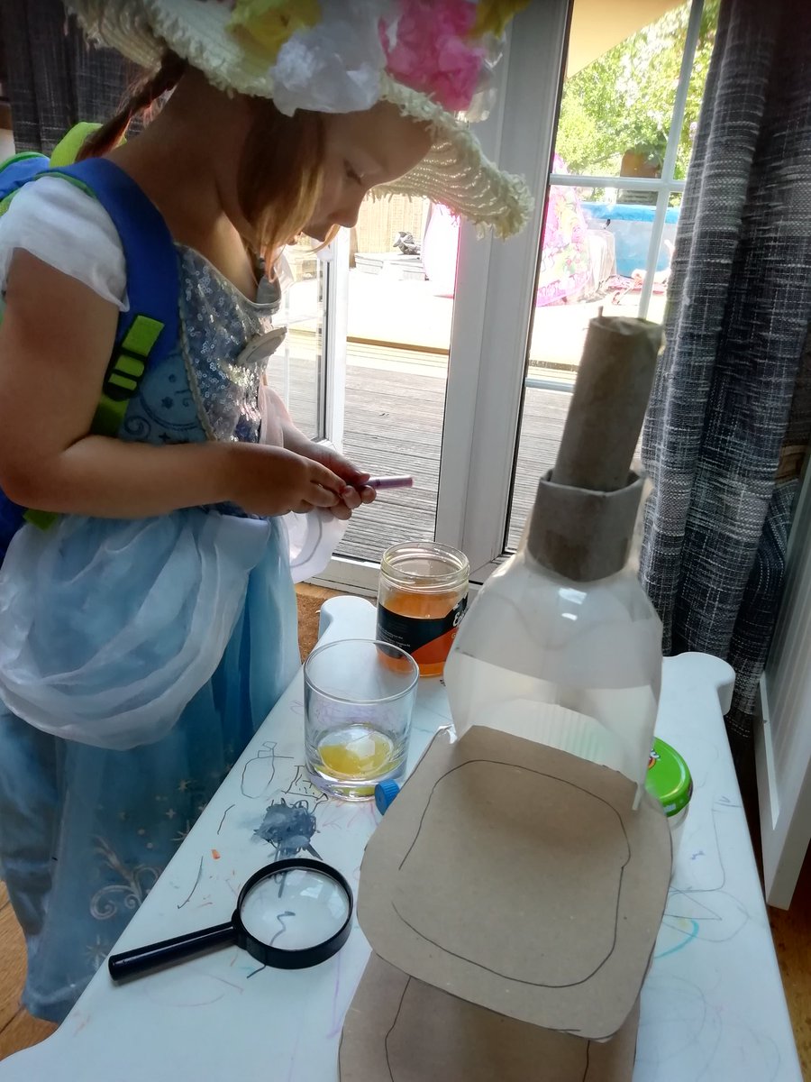 TaylorLabGroup's tweet photo. Thank you @EdgeArtsBath &amp; @Lizzy_Cummins for a great interactive story on Little Letters. My daughter &amp; I loved it  #ShareYourEdge our animal was a Bengo snake aka "Lily", she wanted a silver mircoscope but with no silver paint I now also have no kitchen foil. #princessexplorer https://t.co/GydELDIwv5