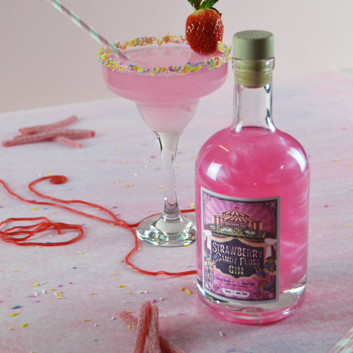 handmadegin's tweet photo. A perfect afternoon to have a Shimmering Strawberry Candy Floss Gin with lemonade🍓✨
.
https://t.co/P1GLuBfO4w
Also available on Amazon
.
#gin #strawberry #saturday #candy #candyfloss #mygin #handmadegin #amazon #pink #shimmer #glitter #ginstagram https://t.co/dPR2Nupxr4