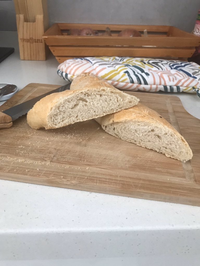 Zupeyru's tweet photo. Homemade French Baguette #wakeandbake 
#bakerandthebeauty #day41oflockdown #BakingwithAziraphale https://t.co/m2e8gt1c4E