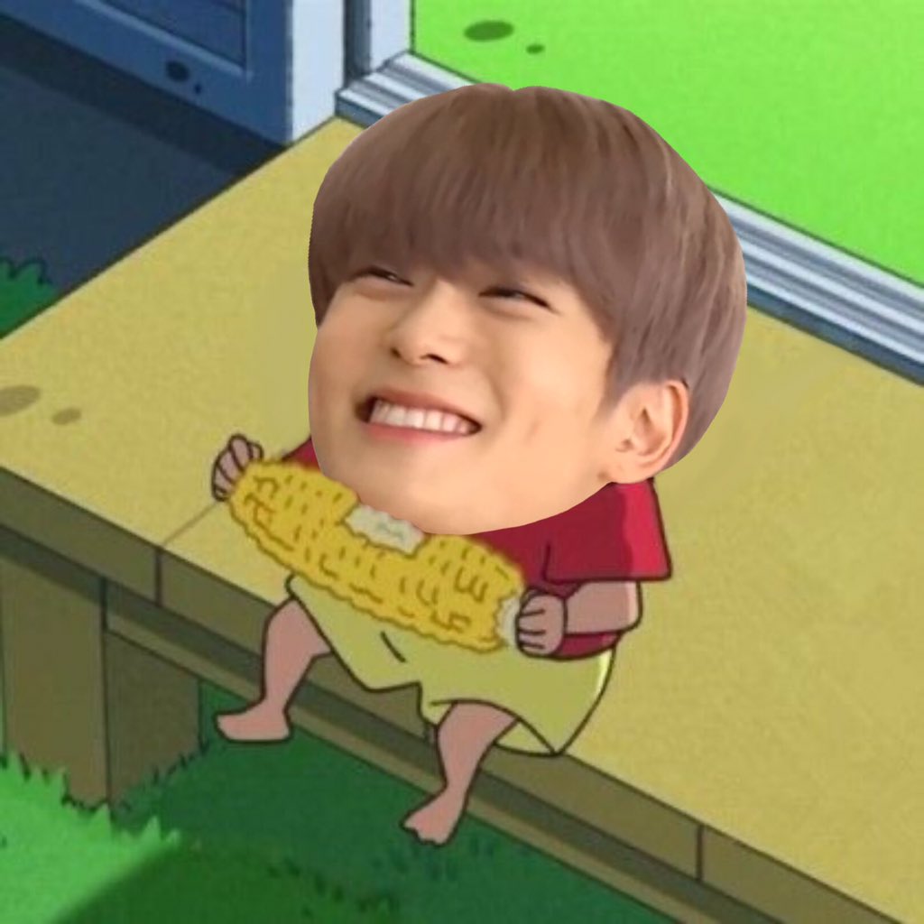 มองหม่ามี๊แบบนี้อยากได้อะไรคับคนเก่ง