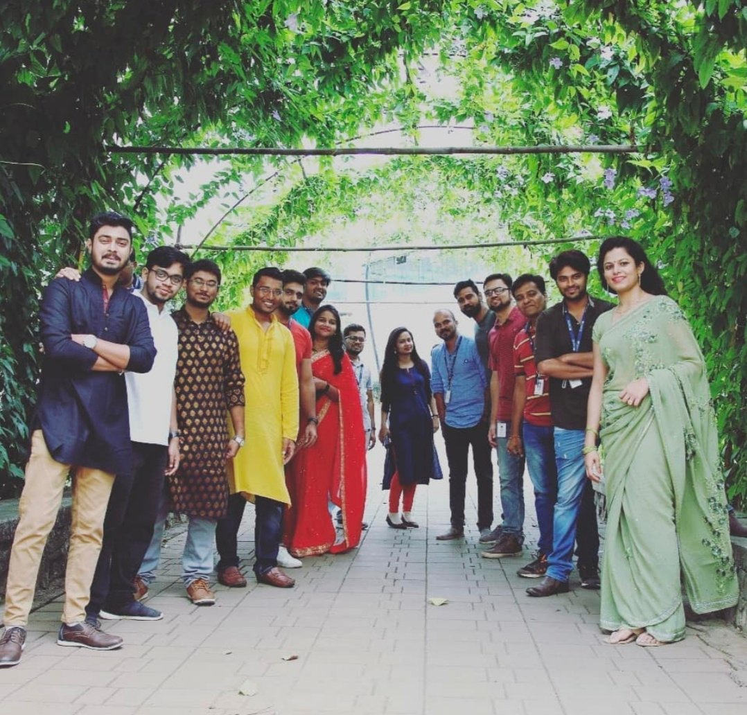 SudhakaranGanga's tweet photo. Our smiles are as fresh as the greenery around and our aim is to give shadow even while standing in the sunshine. Amidst the lockdown, we are not burning as the fire inside us is brighter than the fire around us ! :) #Capgeminirewind #Stronger together https://t.co/CSLB9UopJi