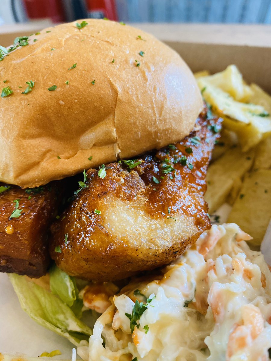 anthonygsligo's tweet image. I have to say. Ireland 🇮🇪 has the finest locally producers in the world. Sligo and the Northwest is where it’s at. Eyes still light up even doing takeaway when locals hear where the food &amp;amp; drink comes from. So Proud😁@Failte_Ireland @SligoFoodTrail @wildatlanticway @sligotourism