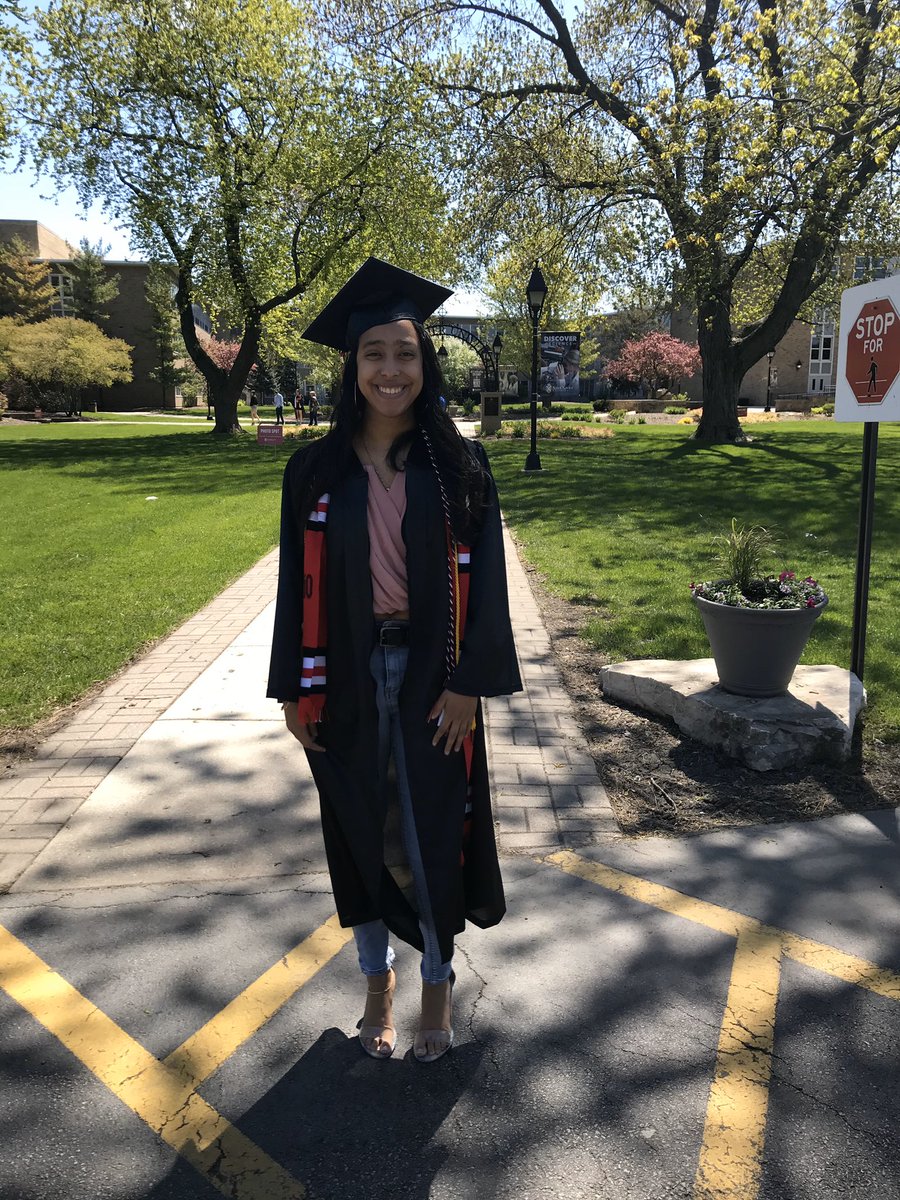 SekoyaSxu's tweet photo. ❤️🤞🏼 SXU Class of 2020 #WeAreSXU #IDidIt https://t.co/CQLU9i2AGE