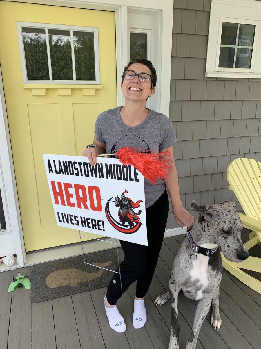 ClukeyColleen's tweet photo. Loved delivering lunch to some of our heroes! Great to see you all!! @Landstownms @KKLLibrary @artofficialife https://t.co/JqnLV96RQ8