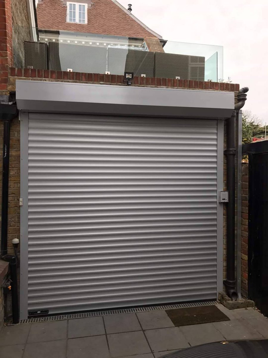 rsgsecurity_uk's tweet image. Clients satisfied with our RSG5600 office front security shutter fitted to their investment firm offices in Wimbledon.
rsgsecurity.co.uk/rsg5600-shop-f…
#rsgsecurity #securityshutter #shopfrontsecurity #officesecurity #fightburglary #makingbritainsafer