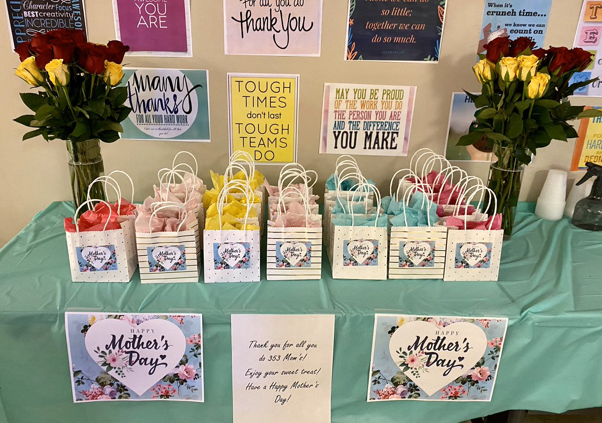 LizzyC1313's tweet photo. Celebrating our Mother’s at #T0353 this weekend! You are all amazing! Thank you for all you do 💜💗💜#MothersDay #TargetMoms #WhatMatterMost @AmandaT0353 @dawnk1390 @teper_tracey @AlainaAzar @Bridget_Hughes9 @RickyVargas2 @jamaal_edwards https://t.co/XxwfMAT841
