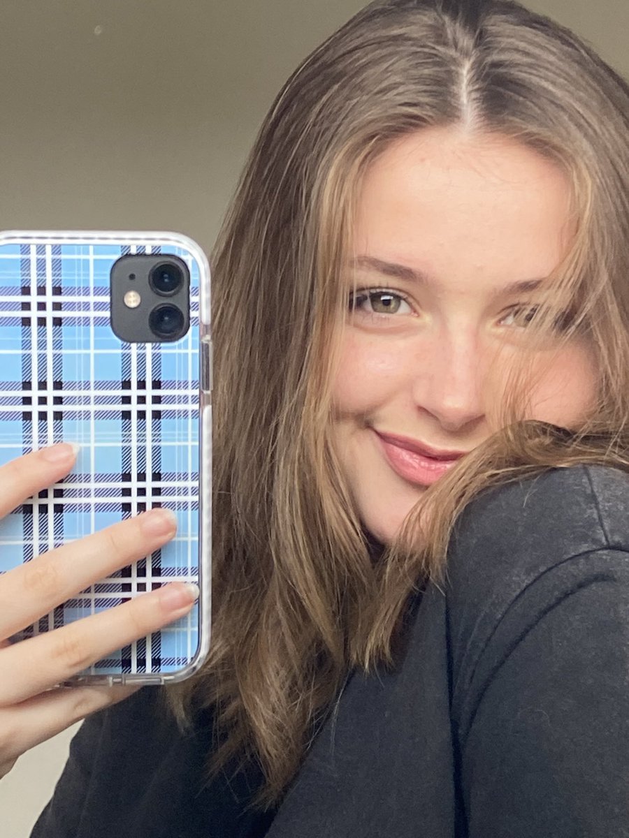 clemencesvan's tweet image. hop allez, comme je ne veux pas les mettre sur insta je vous les donnes ici &lt;3 ( pas de retouche la flemme)