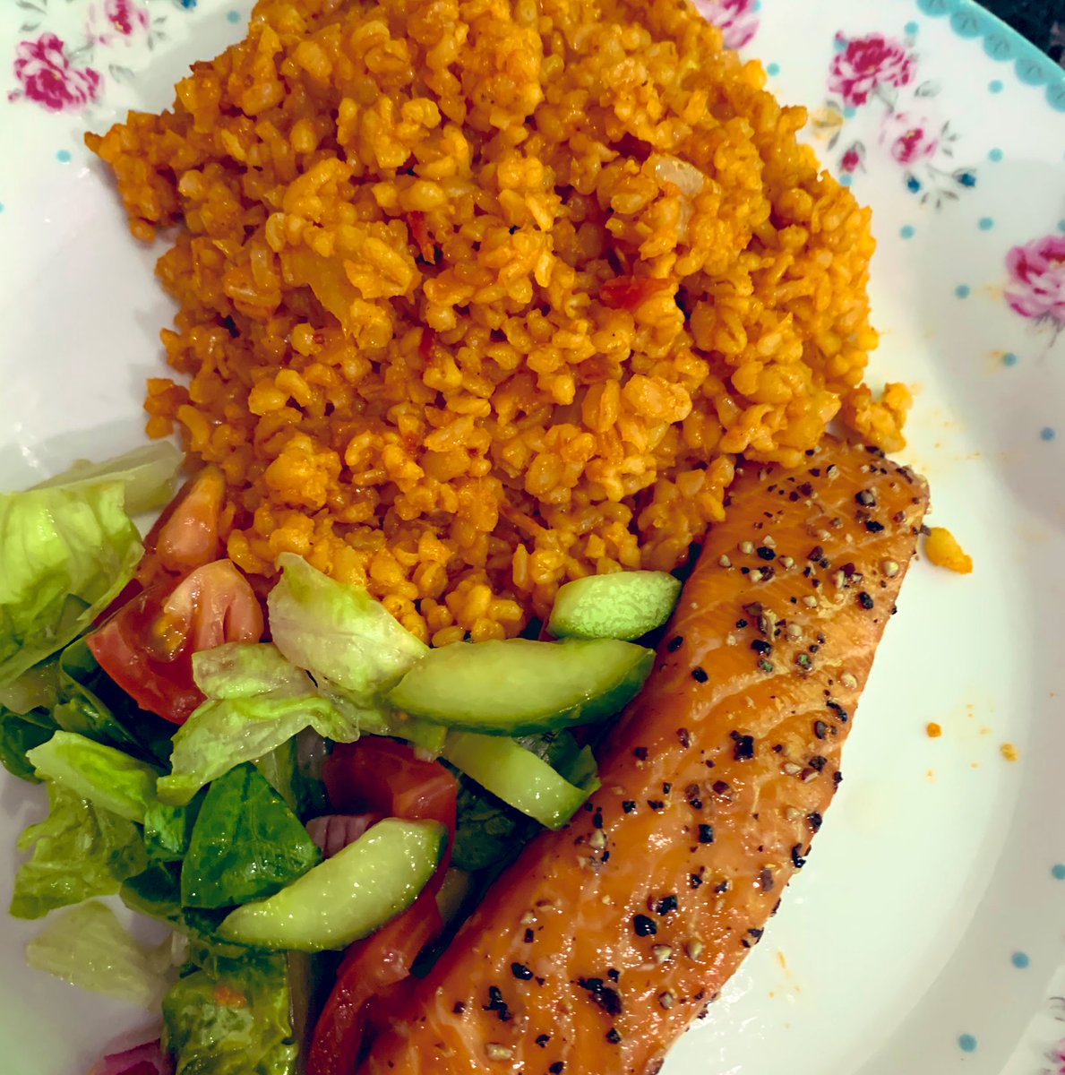 AquilinaSocial's tweet photo. Dinner today was delicious 😋 🤤 

I have 2.5st to lose so I’m trying to eat healthier and less.

Do you have any great, yummy recipes to share?

#Food #recipe #healthylifestyle https://t.co/ULqMBVPbYx