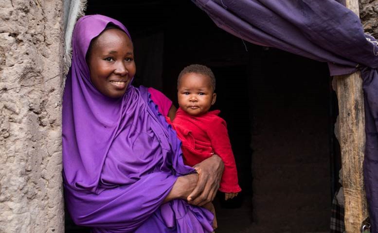 CarterCenter's tweet photo. On #MothersDay weekend, we celebrate all of the moms, grandmoms, and mother figures who provide love and nurturing to their families and communities. https://t.co/4eR8DyCwv2