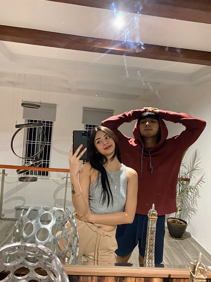 jayzammanabat_'s tweet photo. Rainy night to everyone ☺️🌨 https://t.co/cAN23BCG09