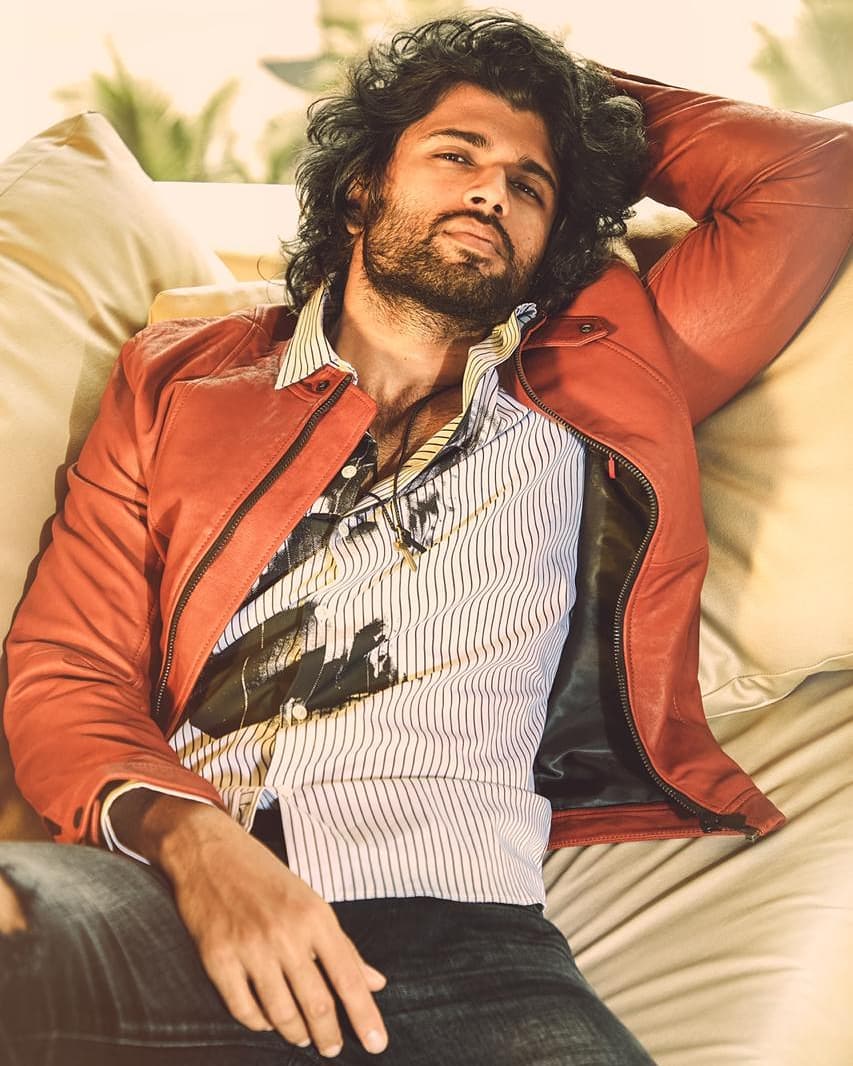 TimesFashionWk's tweet photo. Here's wishing the very dashing & a self-made actor @TheDeverakonda a very Happy Birthday! .
.
.
.
.
.
.
.
#happybirthdayvijaydeverakonda #fromthefeed #TFW https://t.co/kkqsbNm1BY