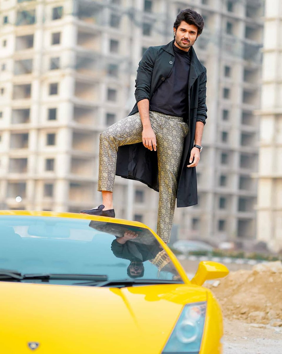 TimesFashionWk's tweet photo. Here's wishing the very dashing & a self-made actor @TheDeverakonda a very Happy Birthday! .
.
.
.
.
.
.
.
#happybirthdayvijaydeverakonda #fromthefeed #TFW https://t.co/kkqsbNm1BY