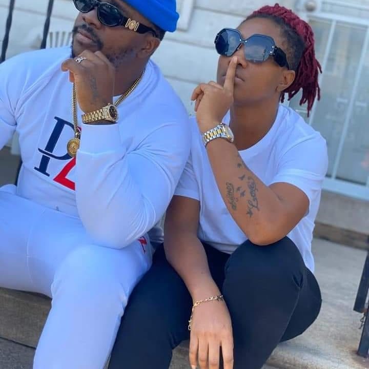 SmithDz1's tweet photo. 🇸🇱Sierra Leoneans watch out for this collabo @rozzy_sokota and One of Sierra Leone most outstanding singer mister Tok N Do @abizzy73 working on a Song that will hits not only Sierra Leone but Africa so stay tuned stay connected🔥🔥🤩🤩
#sierraleonetalent #rozay #abizzy #itpro https://t.co/aPCwkeuOMa