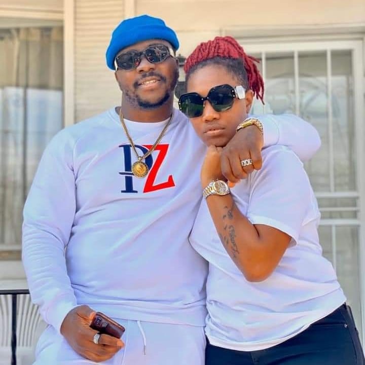 SmithDz1's tweet photo. 🇸🇱Sierra Leoneans watch out for this collabo @rozzy_sokota and One of Sierra Leone most outstanding singer mister Tok N Do @abizzy73 working on a Song that will hits not only Sierra Leone but Africa so stay tuned stay connected🔥🔥🤩🤩
#sierraleonetalent #rozay #abizzy #itpro https://t.co/aPCwkeuOMa