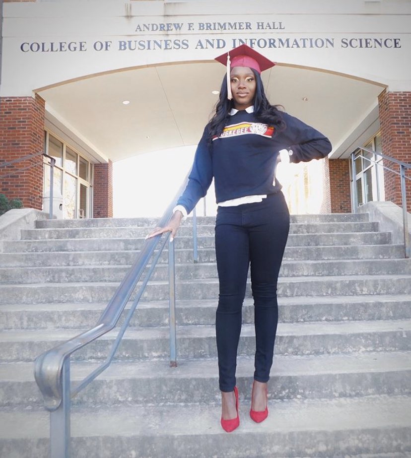 tuskegee_WBB's tweet photo. Today we recognize two amazing young women! Senior post player Teja Finley and former SIAC all conference standout Jade Wilson @_jadevictoriaaa graduate from the ILLUSTRIOUS TUSKEGEE UNIVERSITY!!!! 👩🏾‍🎓🎓🎉Congratulations ladies! We are sooooo proud of you!!! https://t.co/dh4xBtHaKK