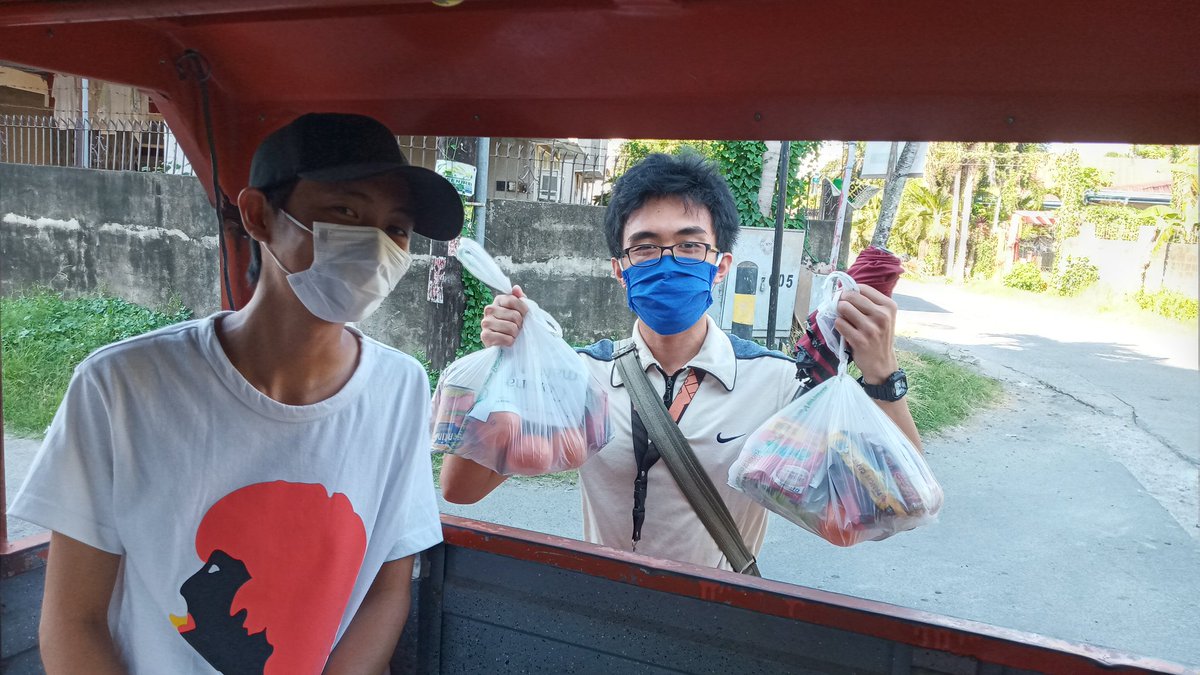 stpbuplb's tweet photo. ππ Ponkan kayo diyan! ππ
Simula kahapon ay nakapagbigay tayo ng CURE Bags na may instant food, hygiene kit, alcohol, at ponkan sa ating mga kapwa Iskolar ng Bayan! Nais naming pasalamatan ang ating mga donors na patuloy ang suporta sa ating relief ops.
#TaskForceCURE https://t.co/49JuDoNb6Y
