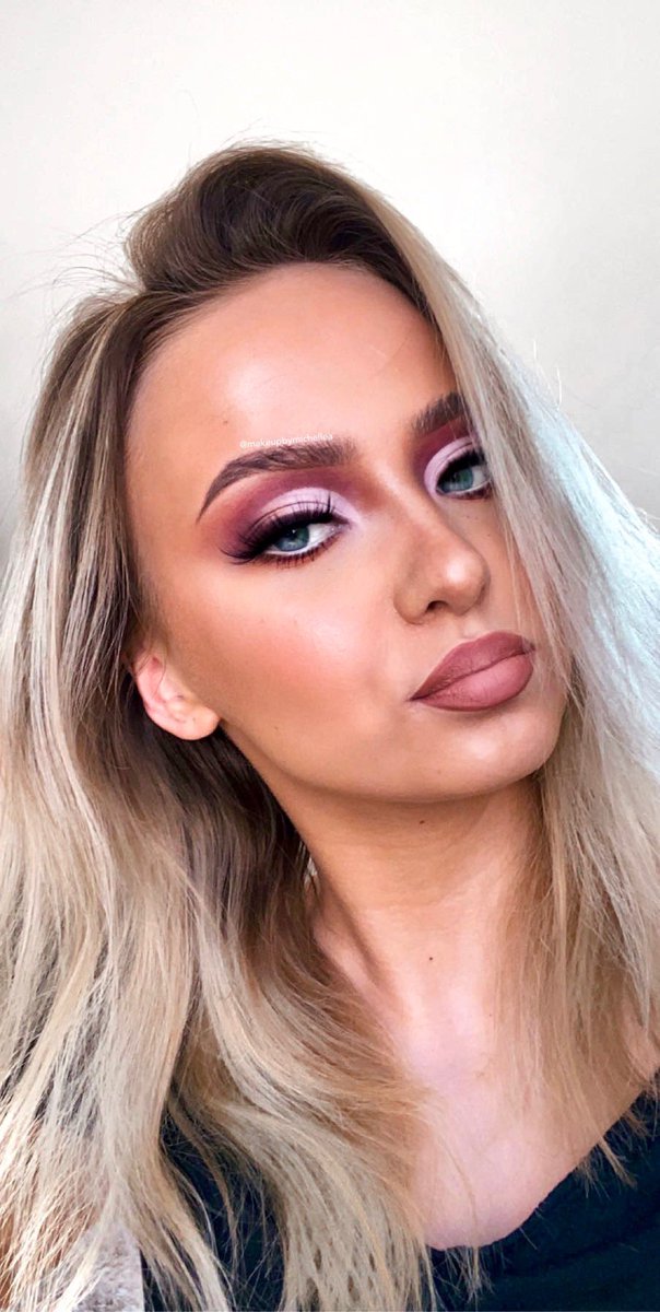 muamichellea's tweet photo. Soft glam babyβ¨β¨πΈ
USED PRODUCTS:
@JeffreeStar Conspiracy palette
@MorpheBrushes Artistry Palette
@ABHcosmetics Sugar Glow Kit
@fentybeauty Pro Filtβr Foundation
β¨β¨β¨ #JeffreeStarApproved #jeffreestarprlist #morphepr #morphebabe #anastasiabeverlyhills #anastasiapr https://t.co/v6wu2gpsxq