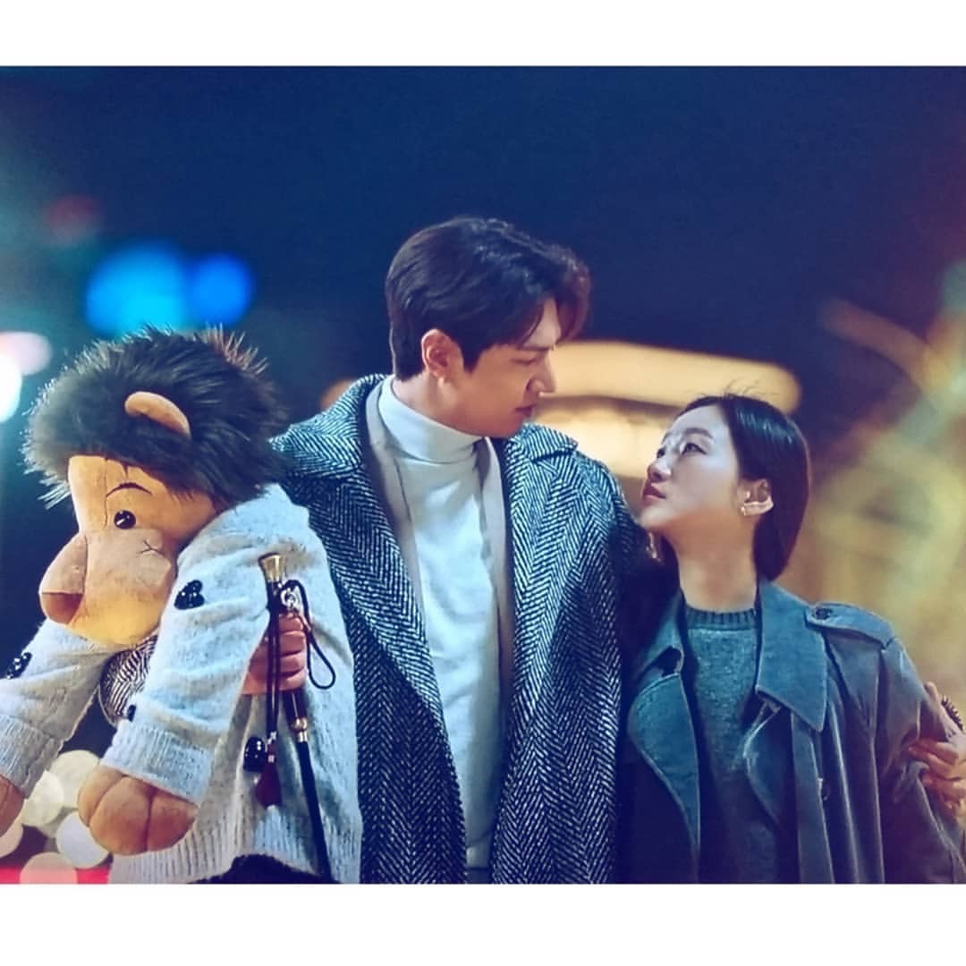 tan_roncal's tweet photo. so sweet naman talaga #TheKingEternalMonarch #KimGoEun #leeminho_이민호 https://t.co/WMpo5ao38i